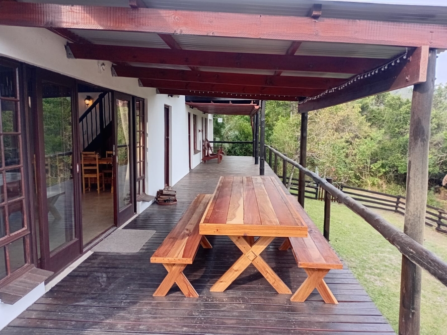 To Let 4 Bedroom Property for Rent in Cintsa East Eastern Cape
